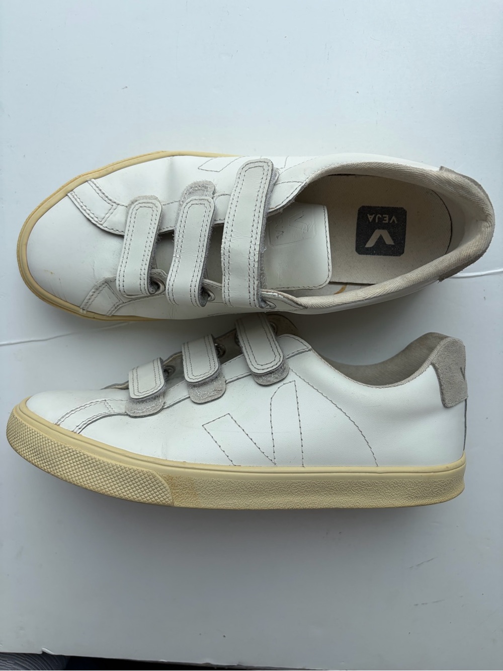 Veja Sneakers